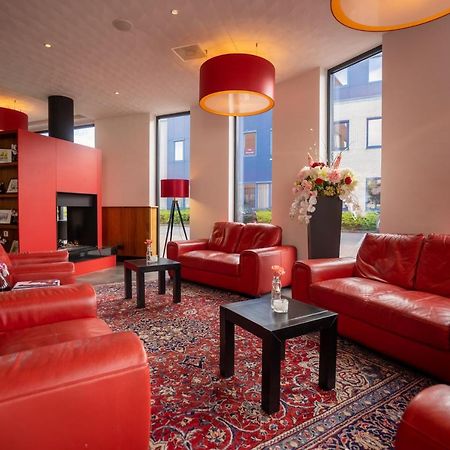 Bastion Hotel Leeuwarden Bagian luar foto